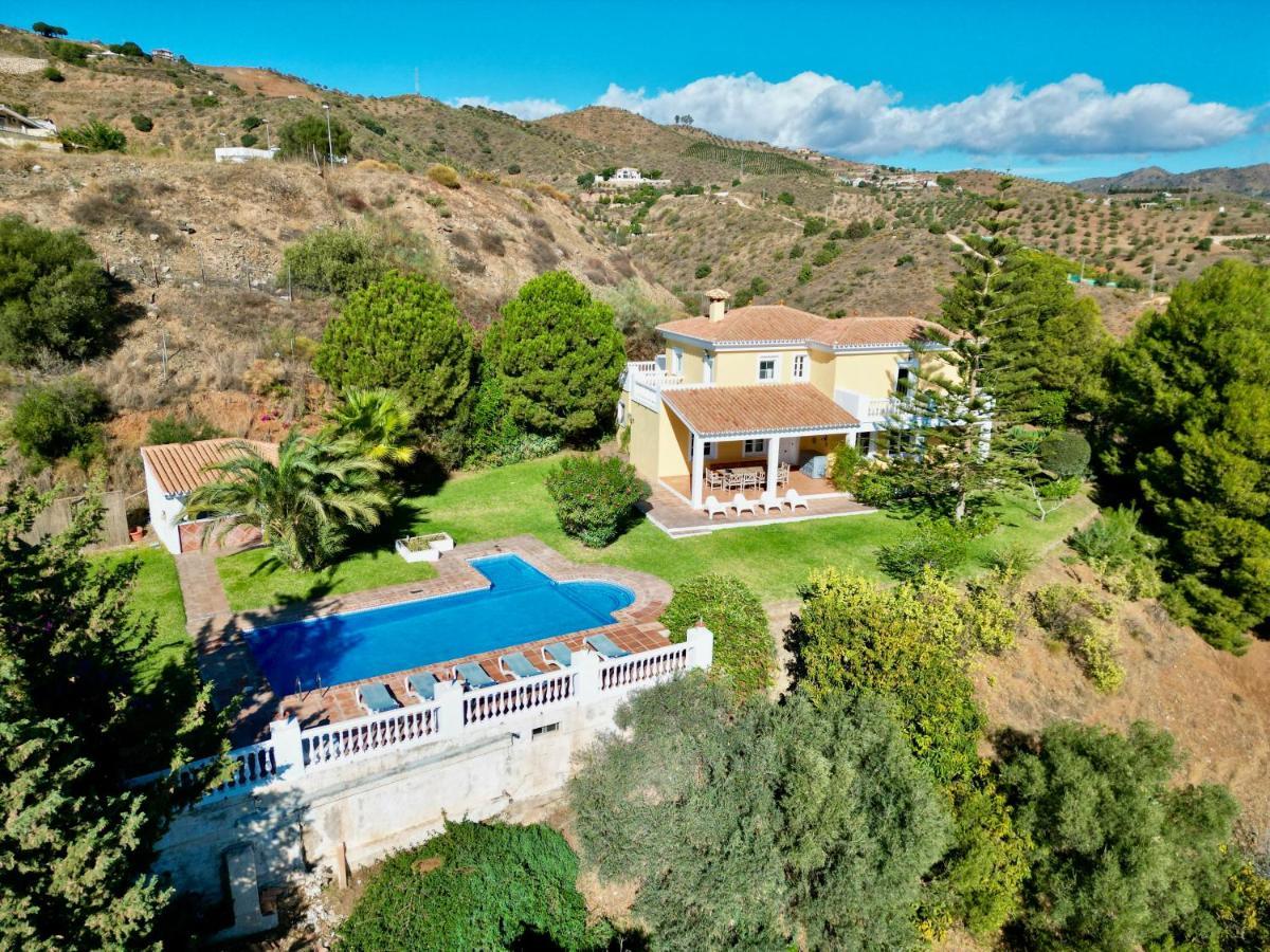 Gran villa con vistas al mar y piscina privada Málaga Exterior foto