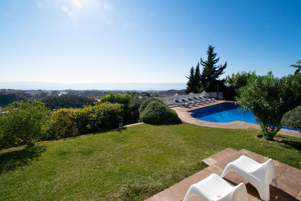 Gran villa con vistas al mar y piscina privada Málaga Exterior foto