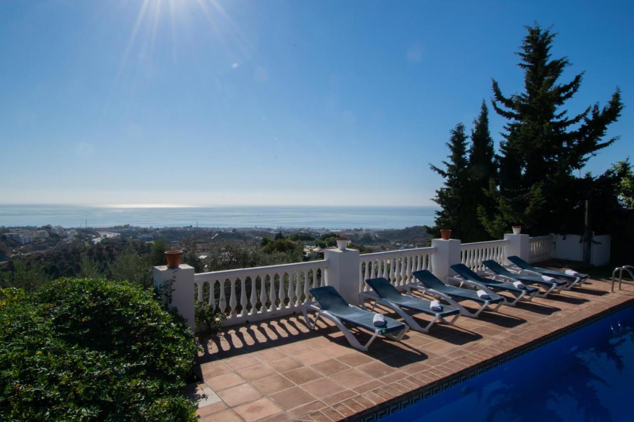 Gran villa con vistas al mar y piscina privada Málaga Exterior foto