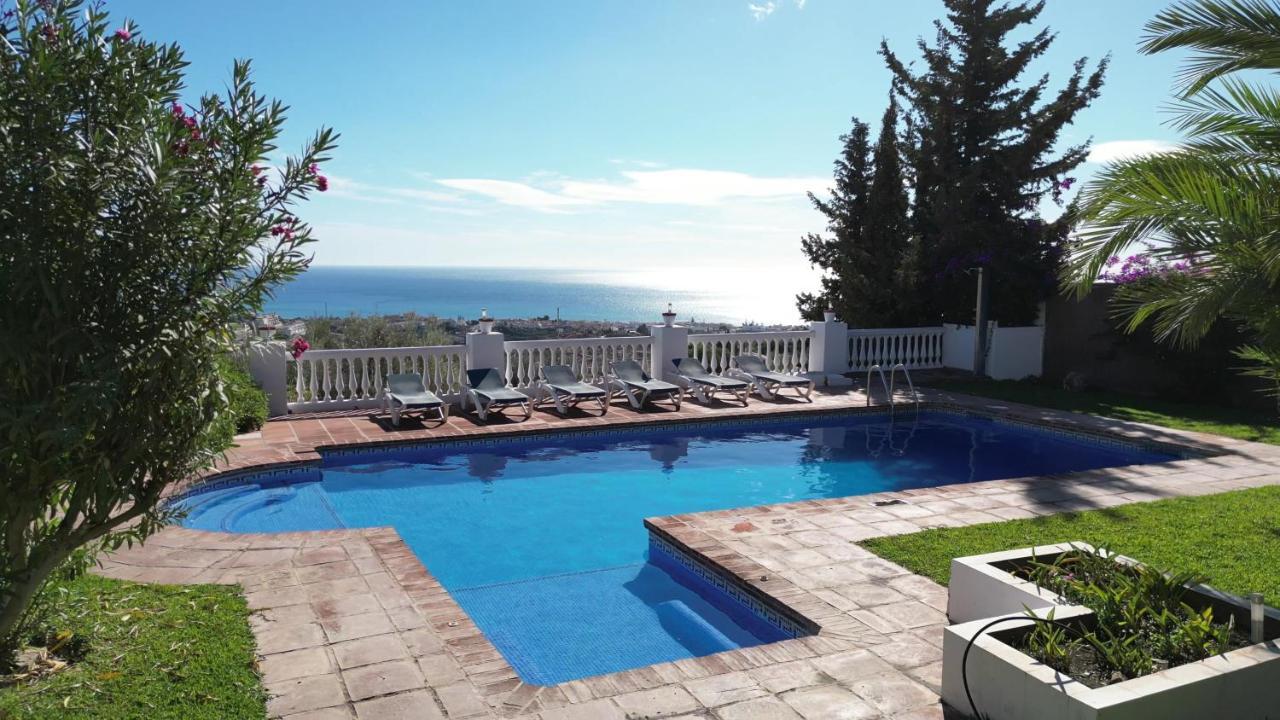 Gran villa con vistas al mar y piscina privada Málaga Exterior foto